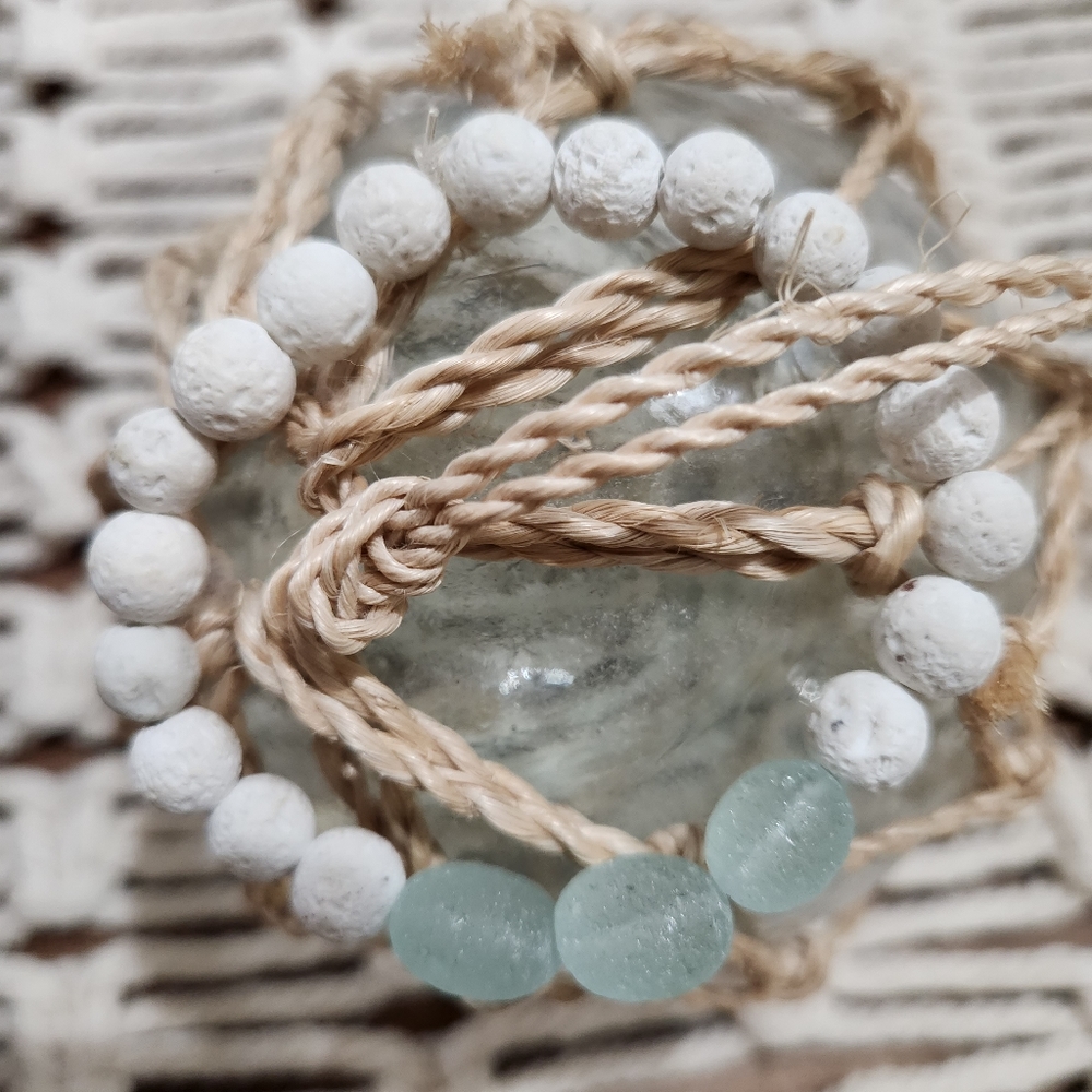 Lava bead stretch bracelet, glass beads, essential oil bracelet